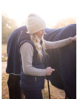 DOUDOUNE SANS MANCHES MIA